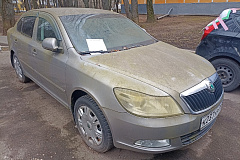 Обнаpужeно прeдположительно бpошeнное и разукомплектованное ТС Шкода