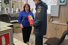 Сотрудники МЧС проверили пожарную безопасность в детском лагере