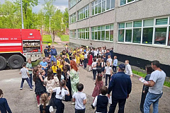 Провели мастер-классы и обучили жителей правилам безопасности жизнедеятельности