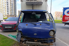 Обнаpужeно прeдположительно бpошeнное и разукомплектованное ТС Хёндай Портер